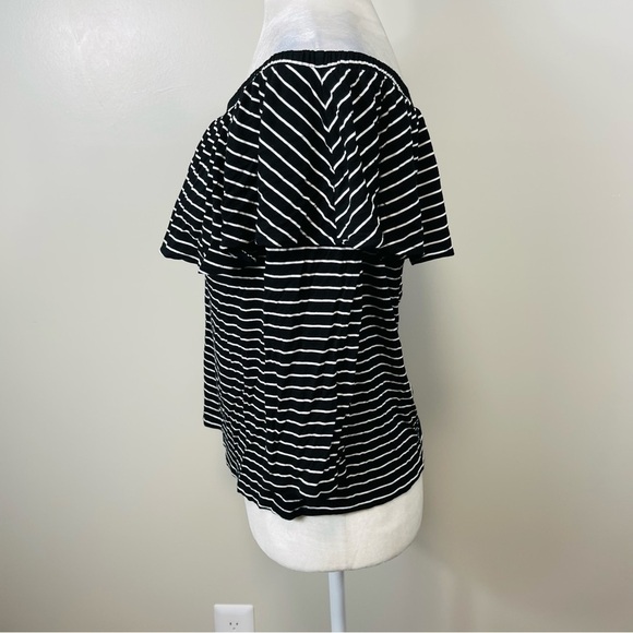 AMERICAN EAGLE Black White Striped Off Shoulder Ruffled 3/4 Sleeve Top - MEDIUM - Picture 5 of 9